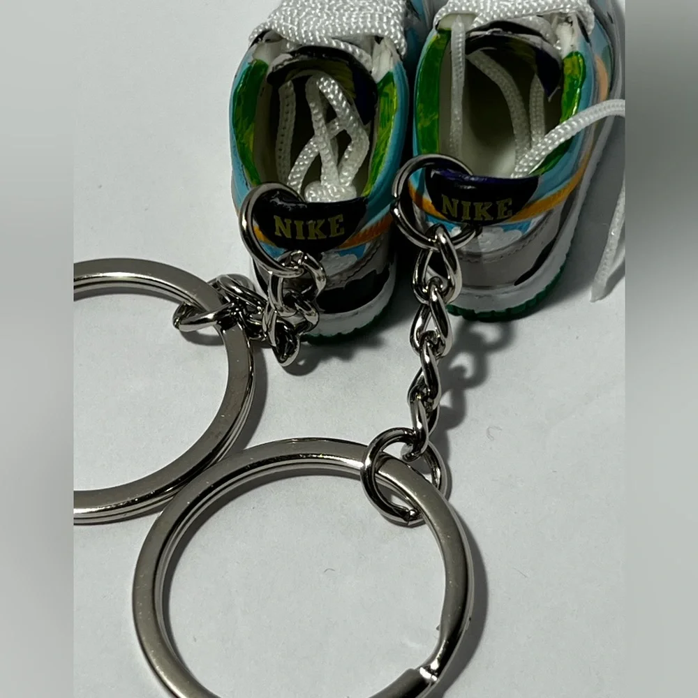 Ben & Jerry’s x Nike SB‎ Chunky Dunky Mini Sneaker Keychain Ice Cream Container